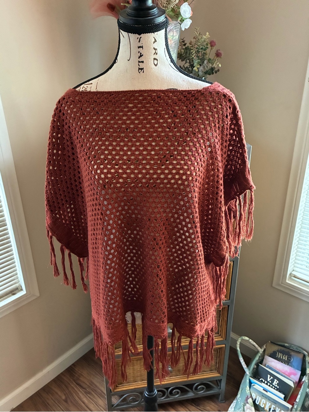 Source Unknown Rust Open-Knit Fringe Poncho Sweater